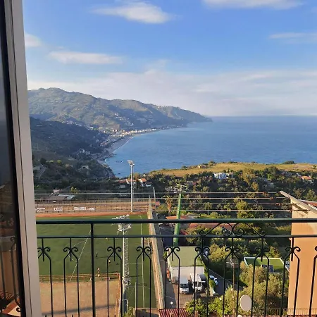 Treis Akra Alto By Holiday Word Apartment Taormina
